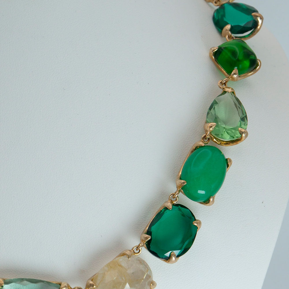 Collana in argento dorato e agata verde