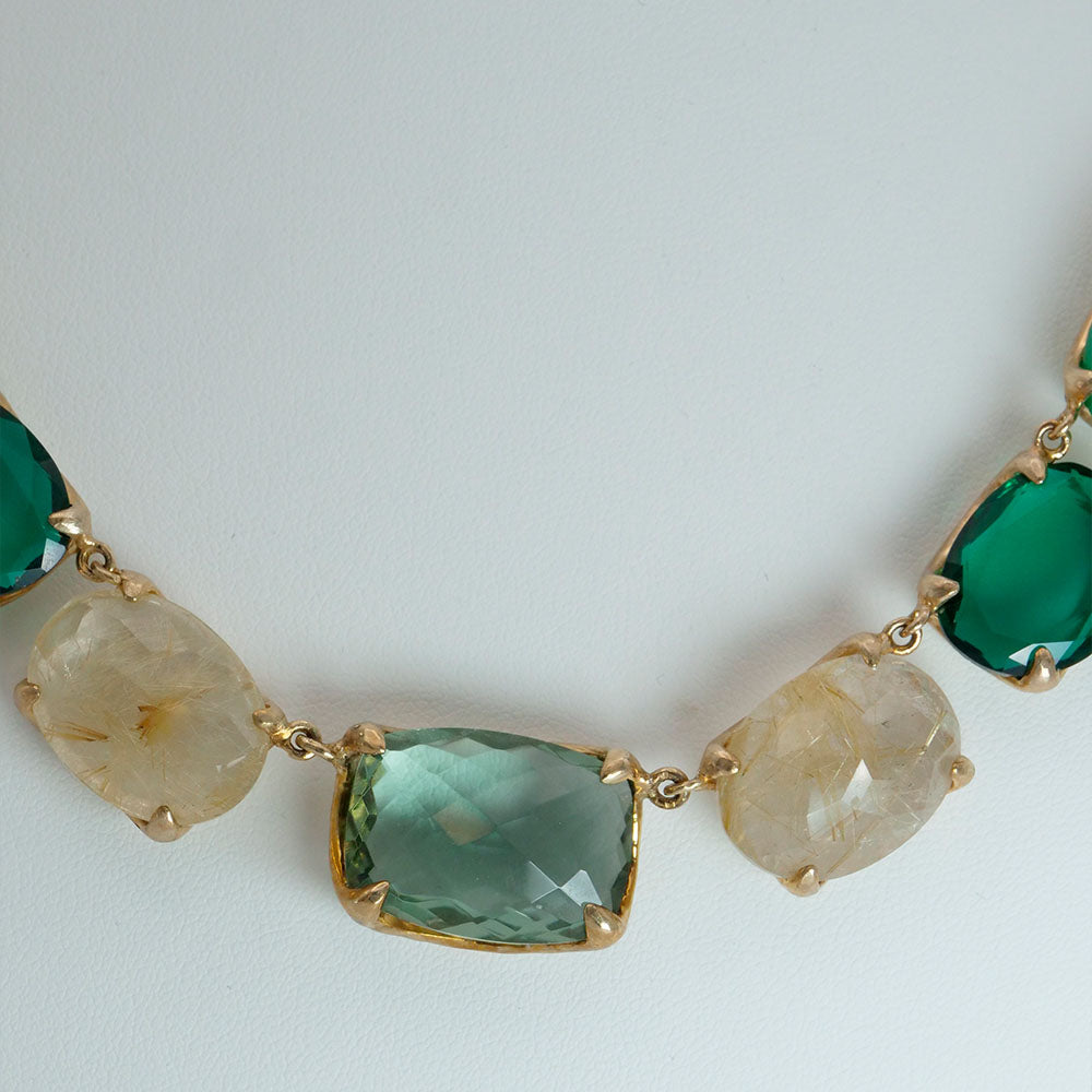 Collana in argento dorato e agata verde