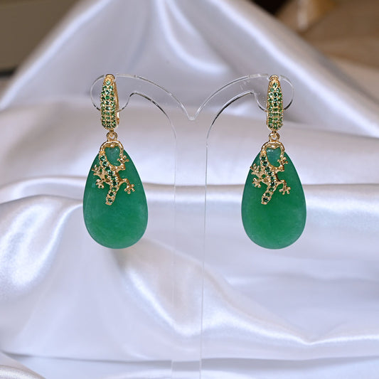 Orecchini in Agata verde con geco e boccola in argento e zirconi verdi