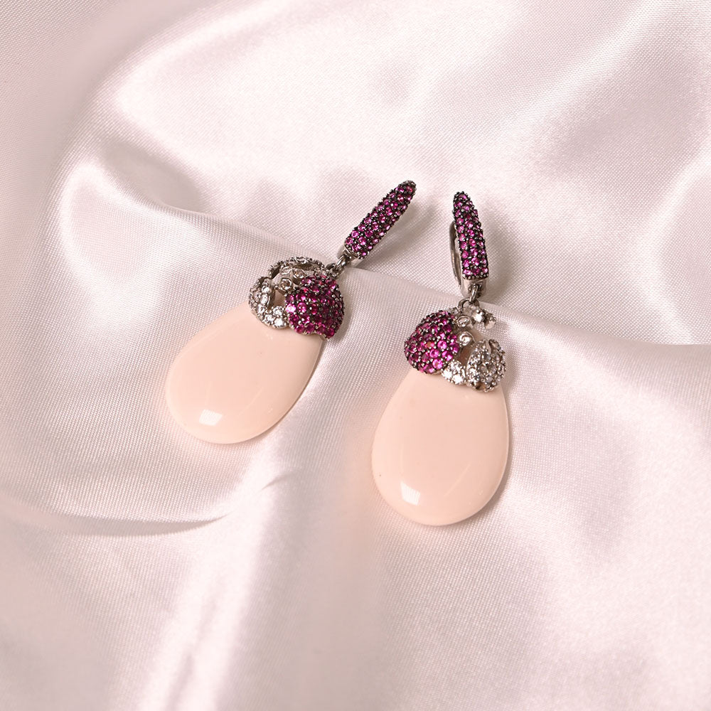 Orecchini in Argento con granchio e boccole in argento e pasta di corallo rosa e zirconi viola e bianchi