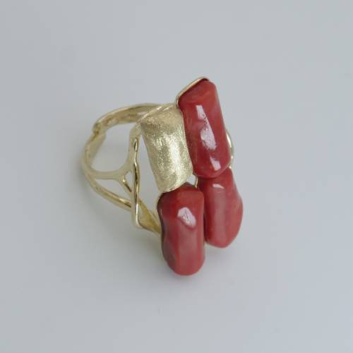 Anello in Argento dorato, coralli rossi naturali