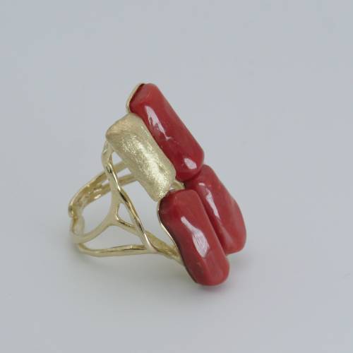 Anello in Argento dorato, coralli rossi naturali